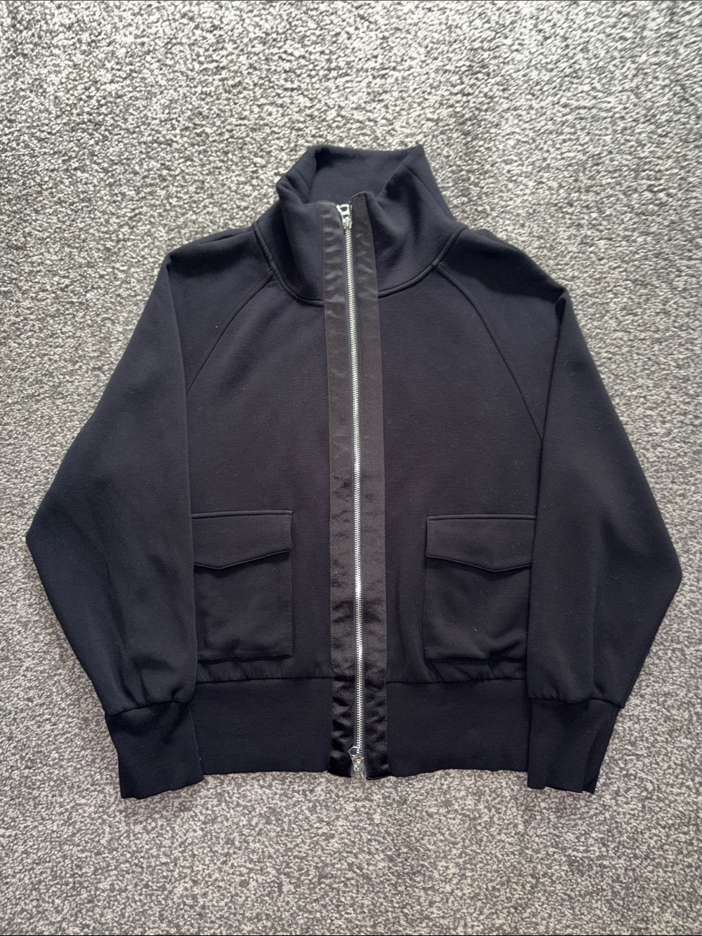 Varley Roxbury Zip Through Lightweight Jacket
Doublesoft Black Size Medium